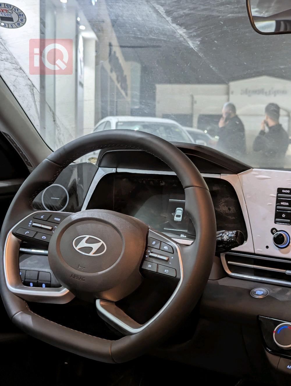 هیوندای ئەلەنترا